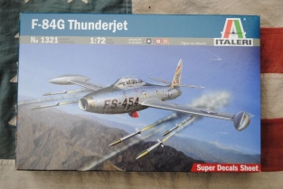 Italeri 1321  F-84G Thunderjet